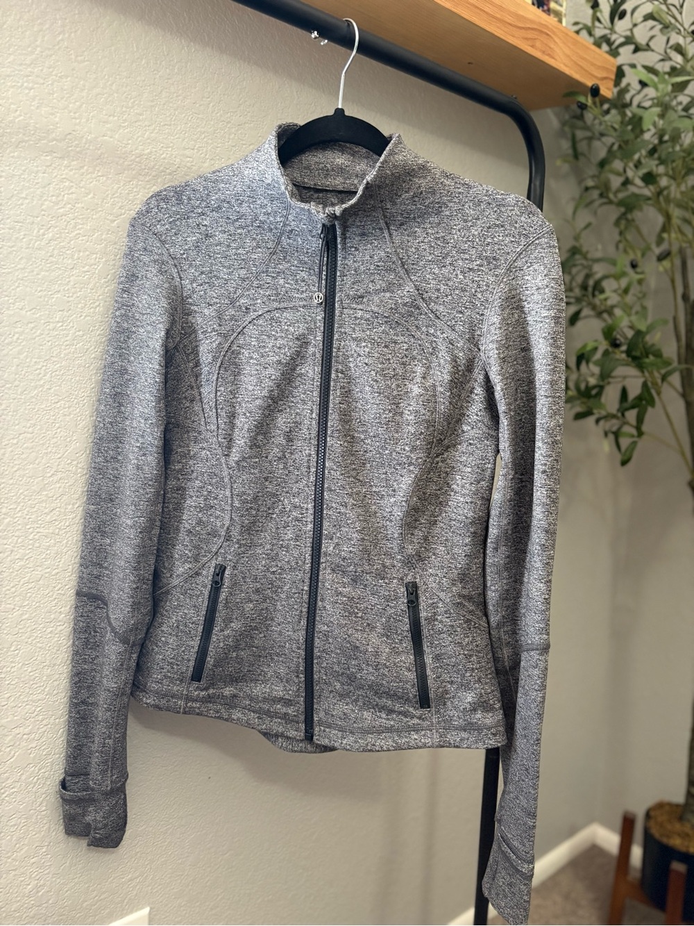 lululemon athletica Heather Gray Full-Zip Women’s Jacket Size M